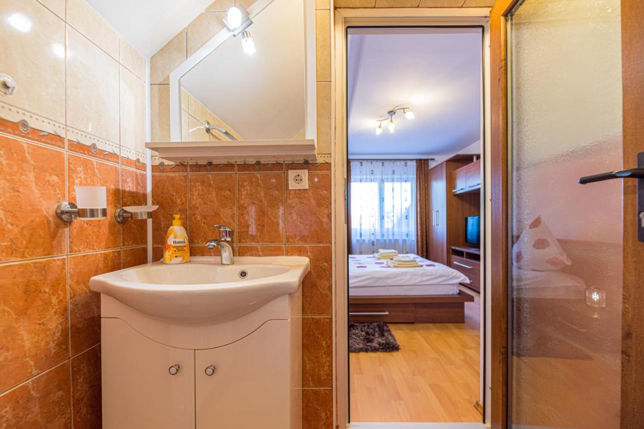 Casa David Villa Sacele Bagian luar foto